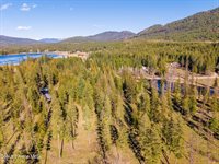 2760 South Sagle Rd, Sagle, ID 83860