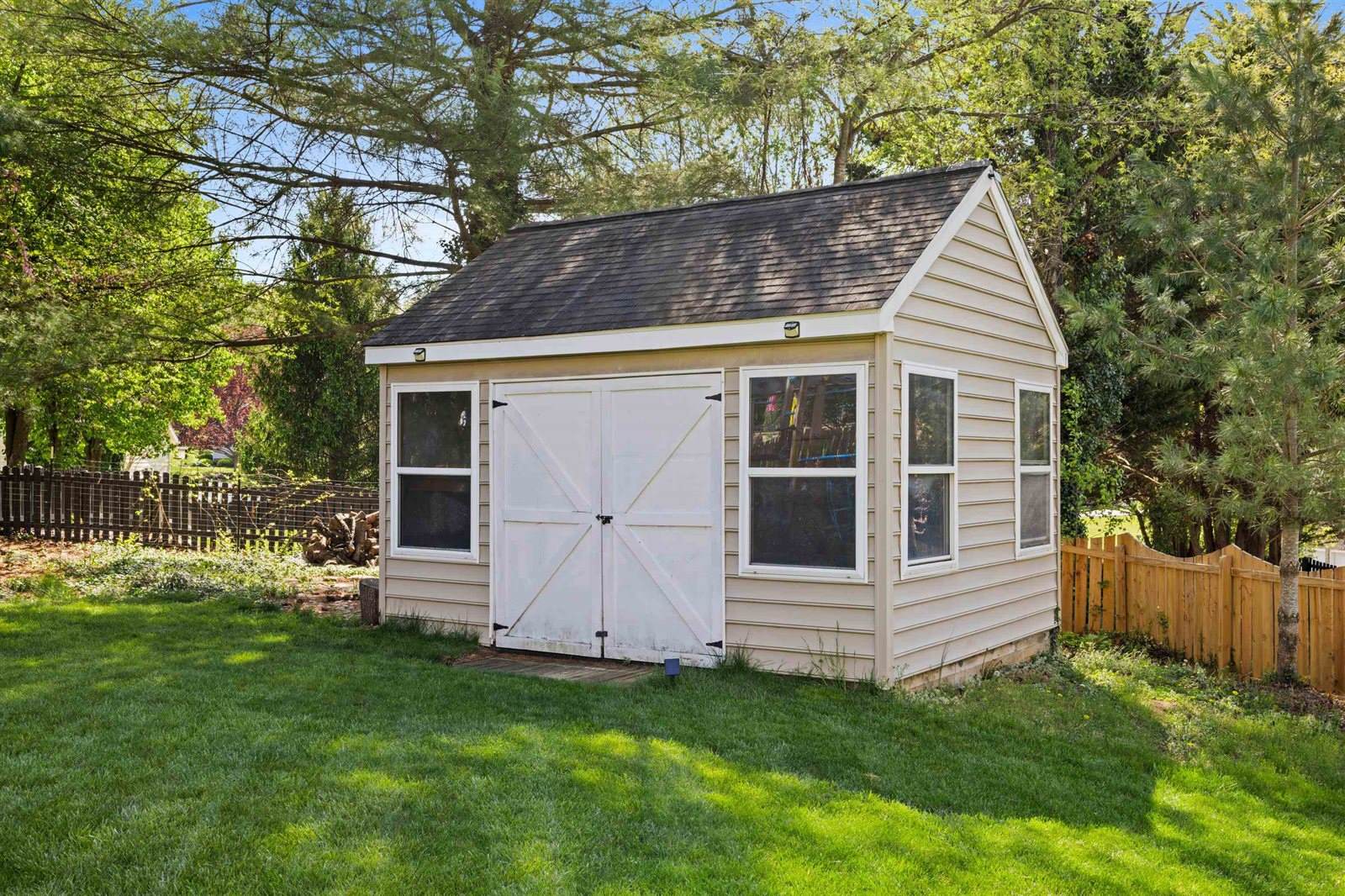 1368 Bluewater Rd, Rockingham, VA 22801