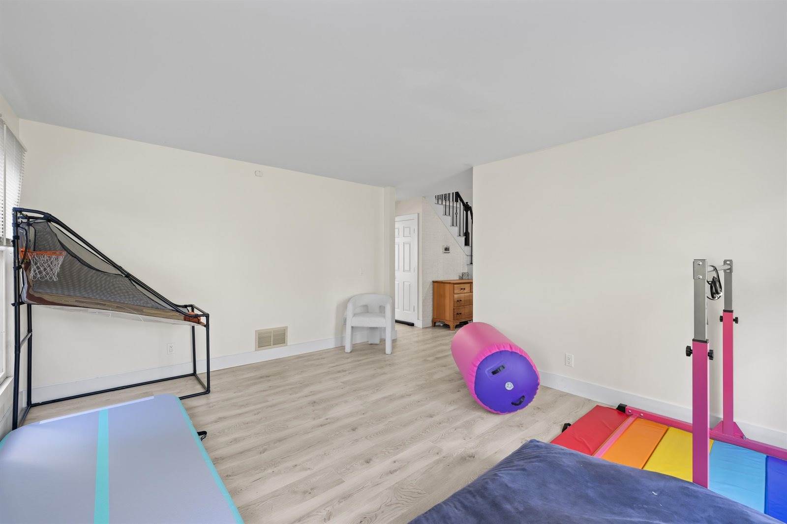 1368 Bluewater Rd, Rockingham, VA 22801