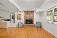1368 Bluewater Rd, Rockingham, VA 22801