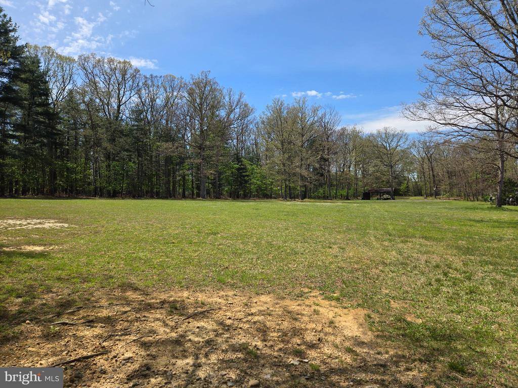 Warden Circle Road, Wardensville, WV 26851