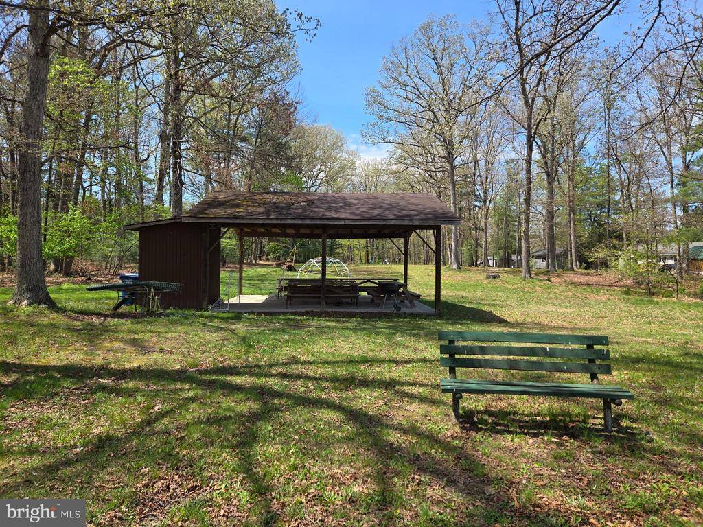 Warden Circle Road, Wardensville, WV 26851