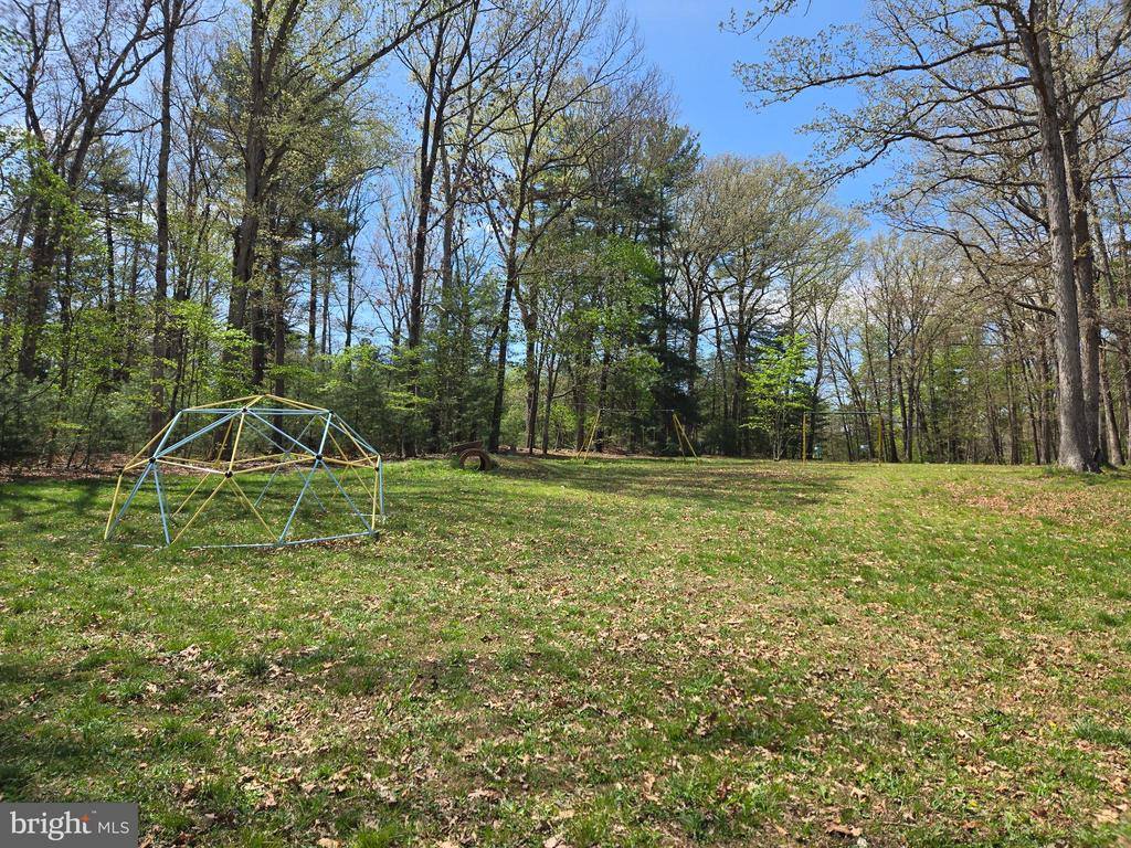 Warden Circle Road, Wardensville, WV 26851