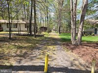 Warden Circle Road, Wardensville, WV 26851