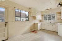 4845 NE 11TH Ave, Portland, OR 97211