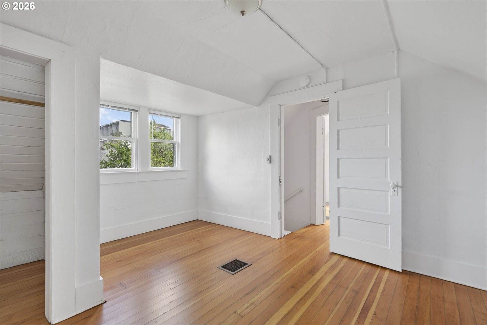 4857 NE 11TH Ave, Portland, OR 97211