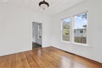 4857 NE 11TH Ave, Portland, OR 97211