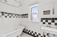 4857 NE 11TH Ave, Portland, OR 97211