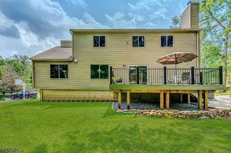 33 Highmount Ave, Warren Township, NJ 07059