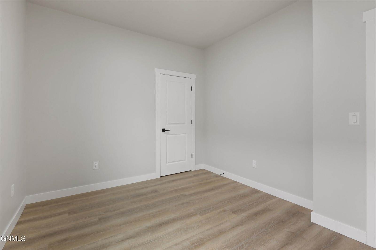 3413 35th Street West, Williston, ND 58801