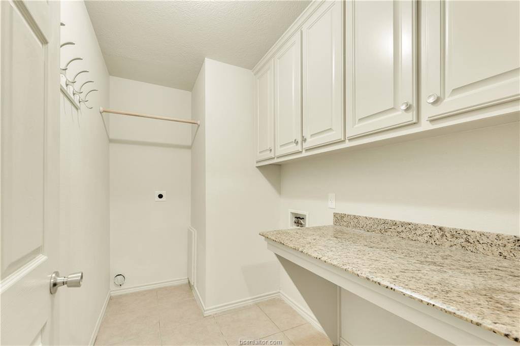 8410 Alison Avenue, College Station, TX 77845