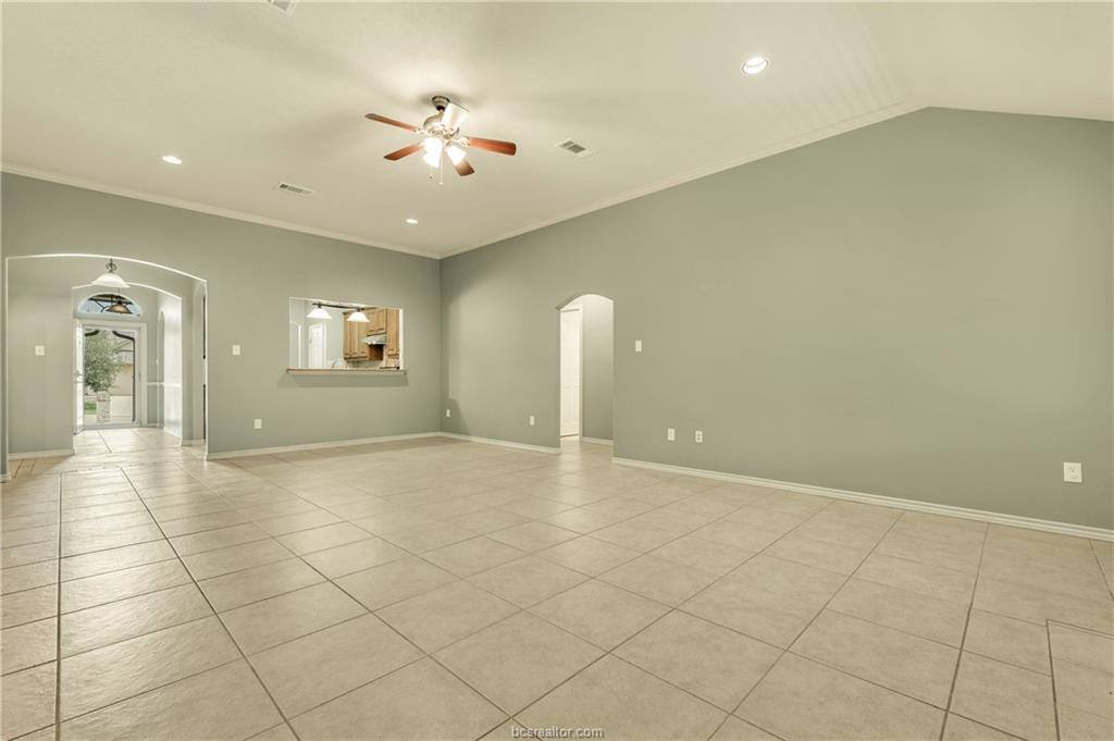 8410 Alison Avenue, College Station, TX 77845