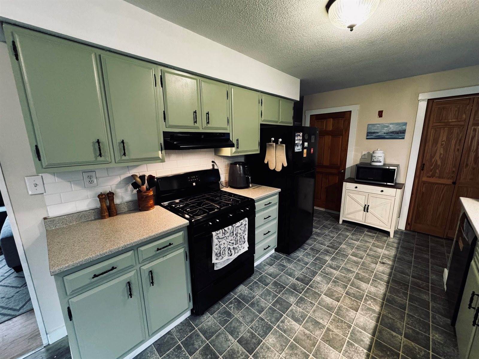 724 Millvale Road, Bucksport, ME 04416