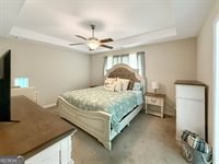 Listing Photo 14
