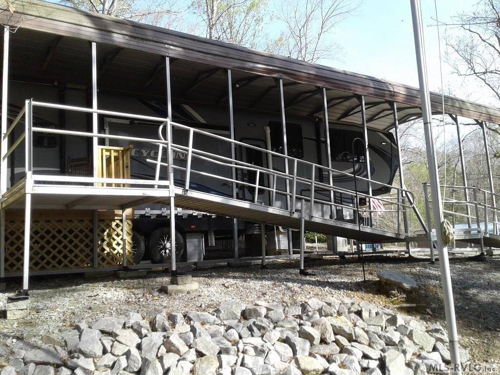 109 Des Moines Trail, Bracey, VA 23919