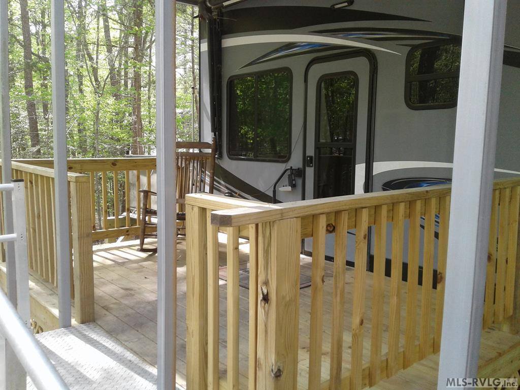 109 Des Moines Trail, Bracey, VA 23919