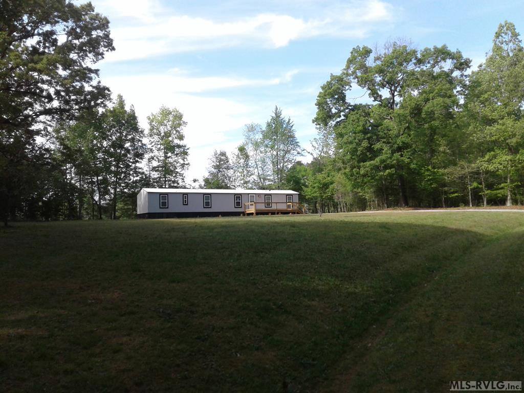 427 Brookstone Drive, La Crosse, VA 23950