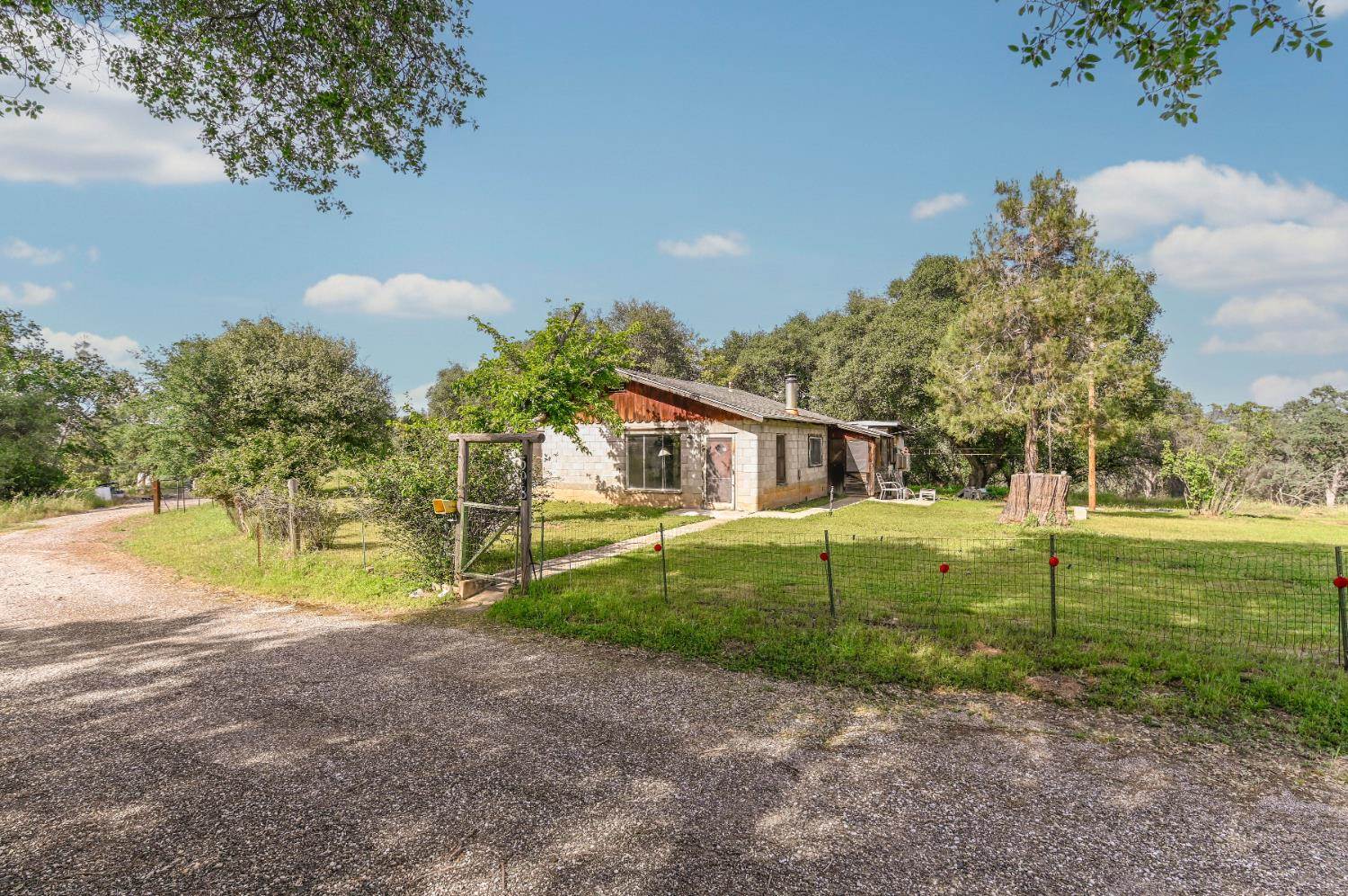 598 Sultana Lane, Angels Camp, CA 95222