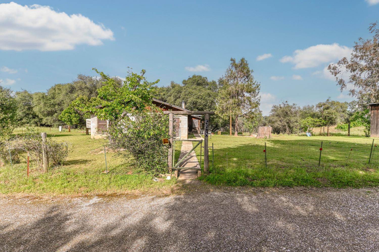 598 Sultana Lane, Angels Camp, CA 95222