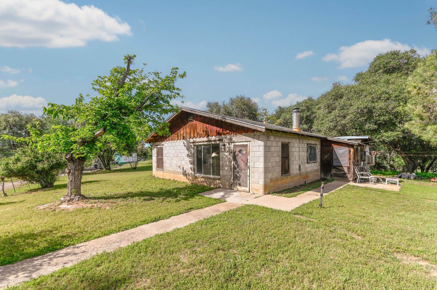 598 Sultana Lane, Angels Camp, CA 95222