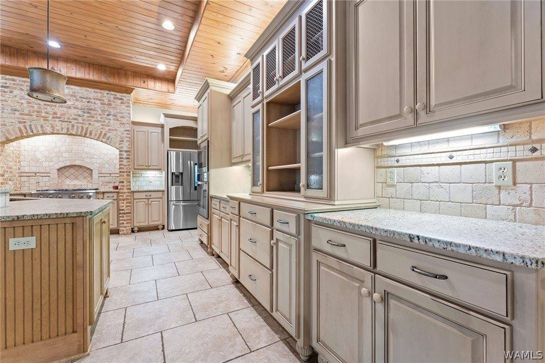 13509 Rice Point Lane, Northport, AL 35473