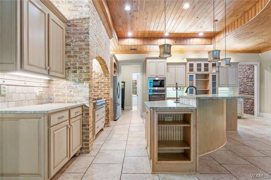 13509 Rice Point Lane, Northport, AL 35473