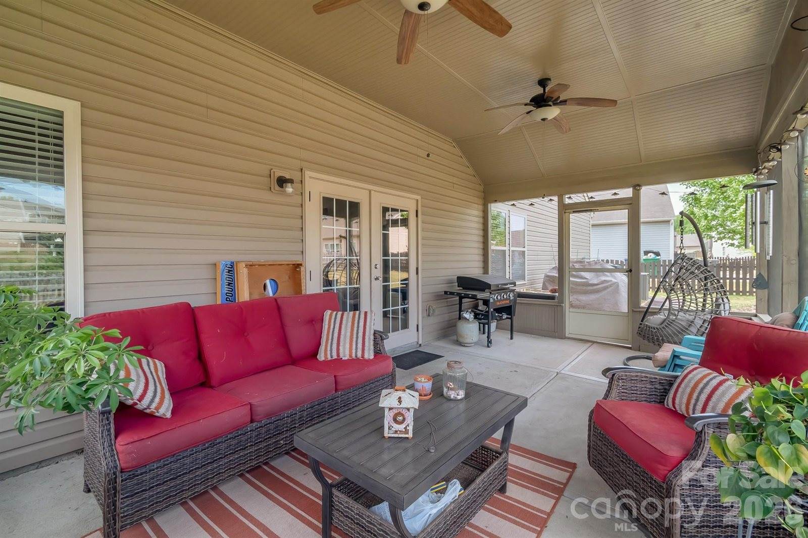 1710 Yellow Daisy Drive, Matthews, NC 28104