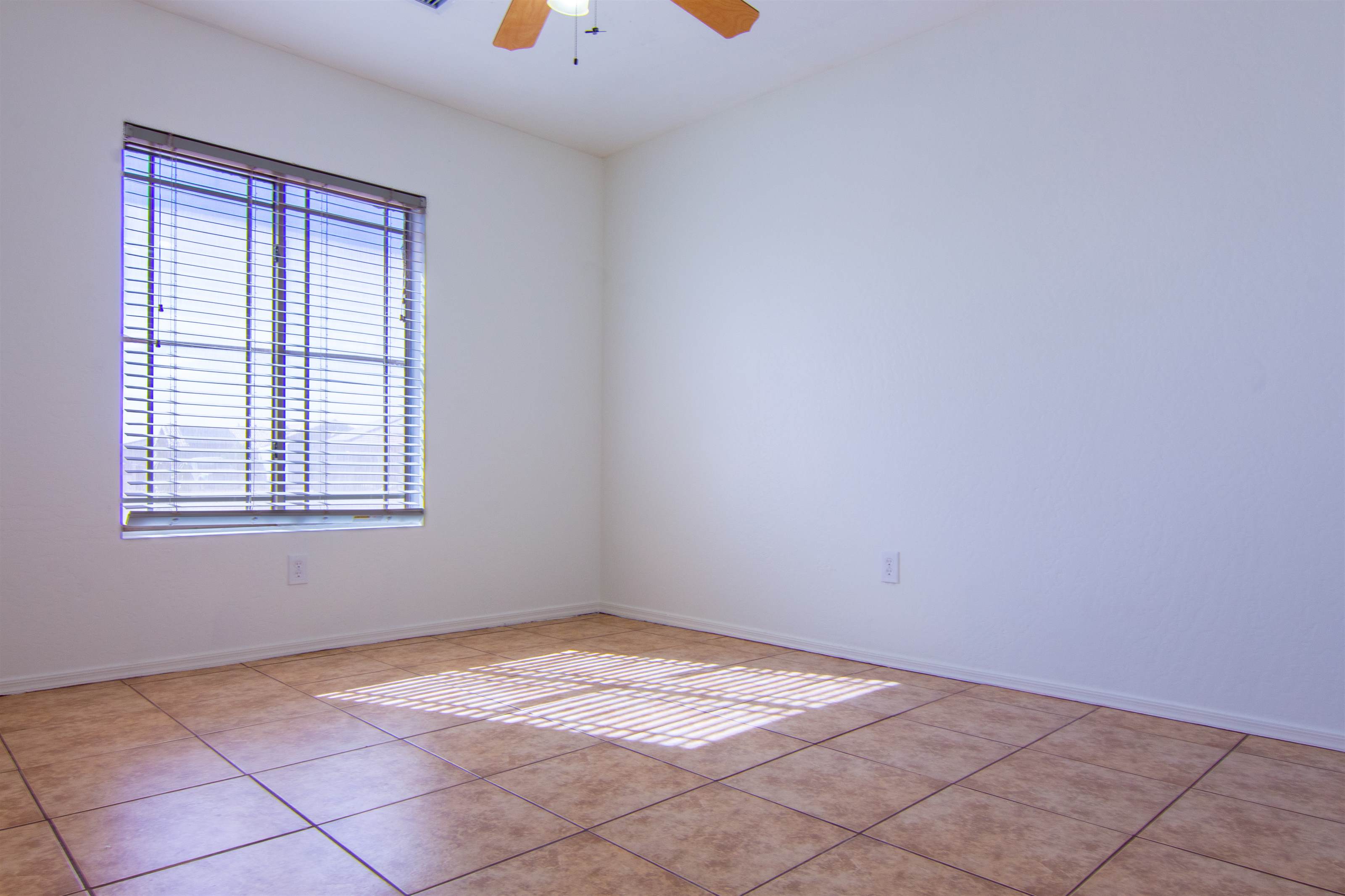 8890 W Rafael Dr, Arizona City, AZ 85123