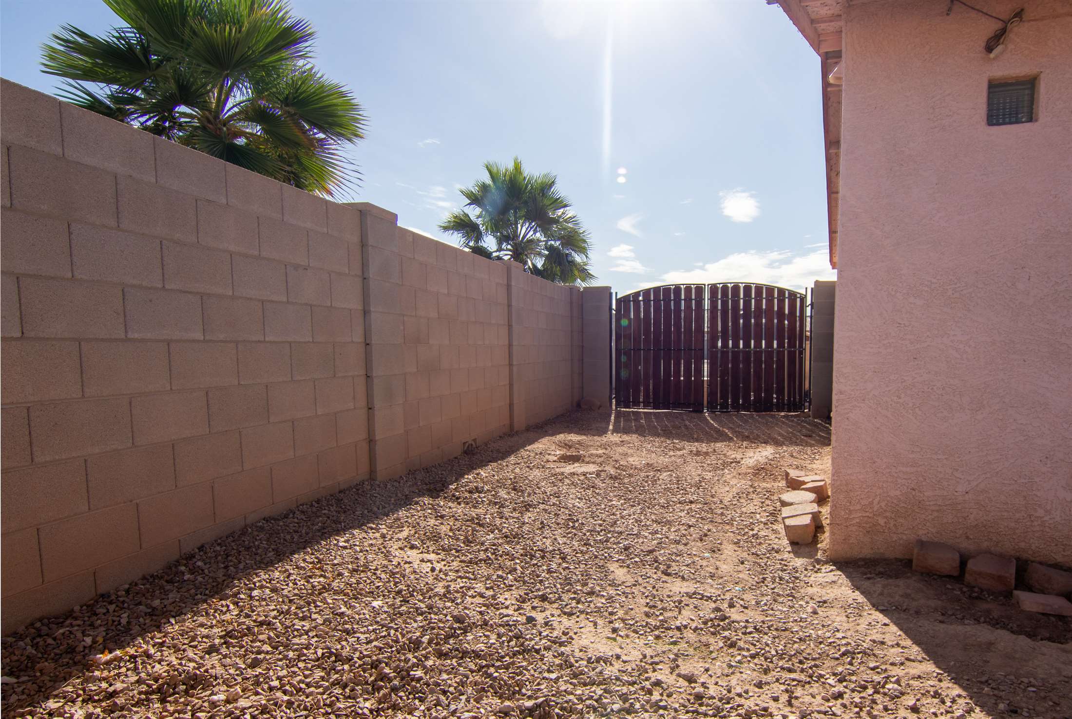 8890 W Rafael Dr, Arizona City, AZ 85123