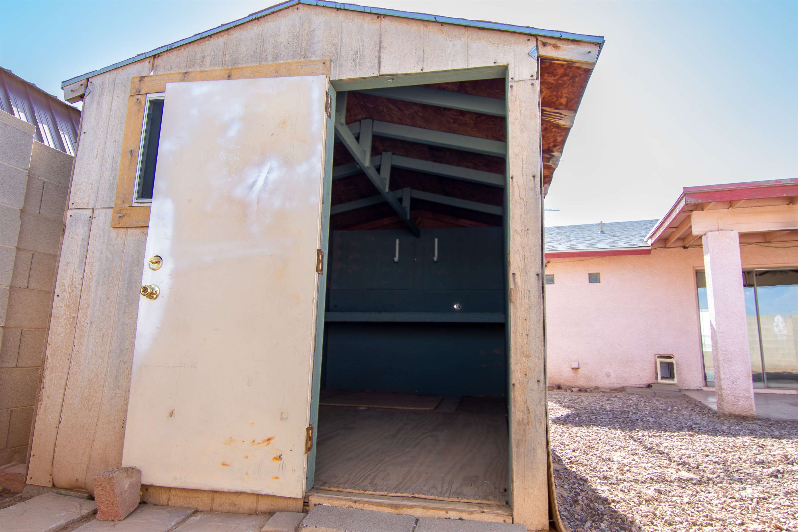 8890 W Rafael Dr, Arizona City, AZ 85123