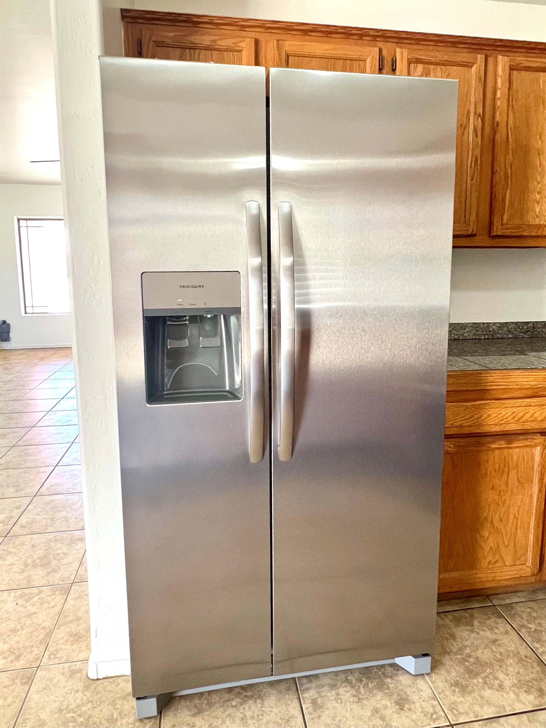 8890 W Rafael Dr, Arizona City, AZ 85123