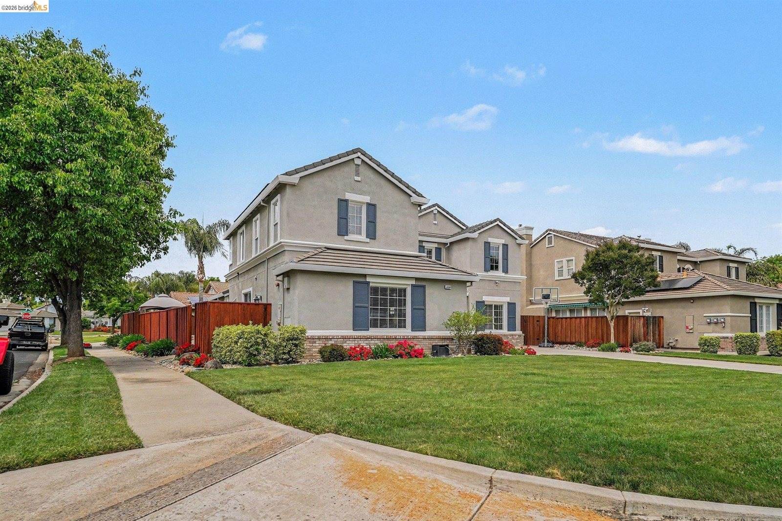 1400 Buckingham Dr, Brentwood, CA 94513