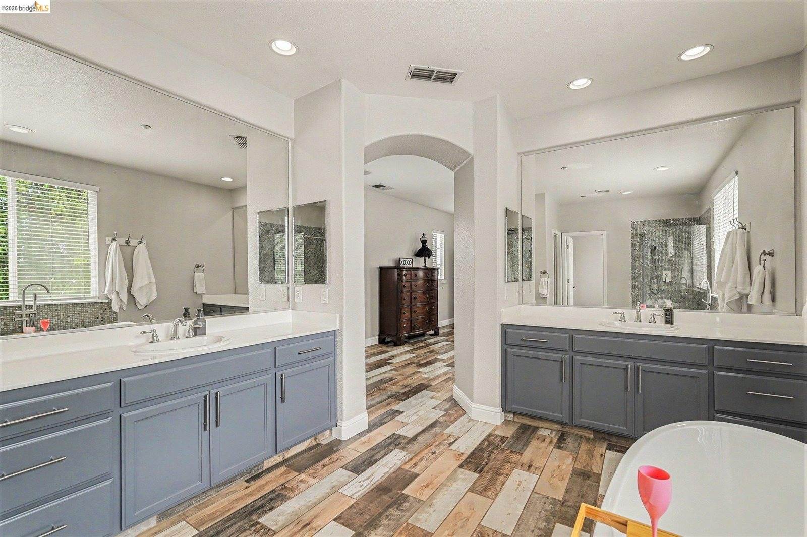 1400 Buckingham Dr, Brentwood, CA 94513
