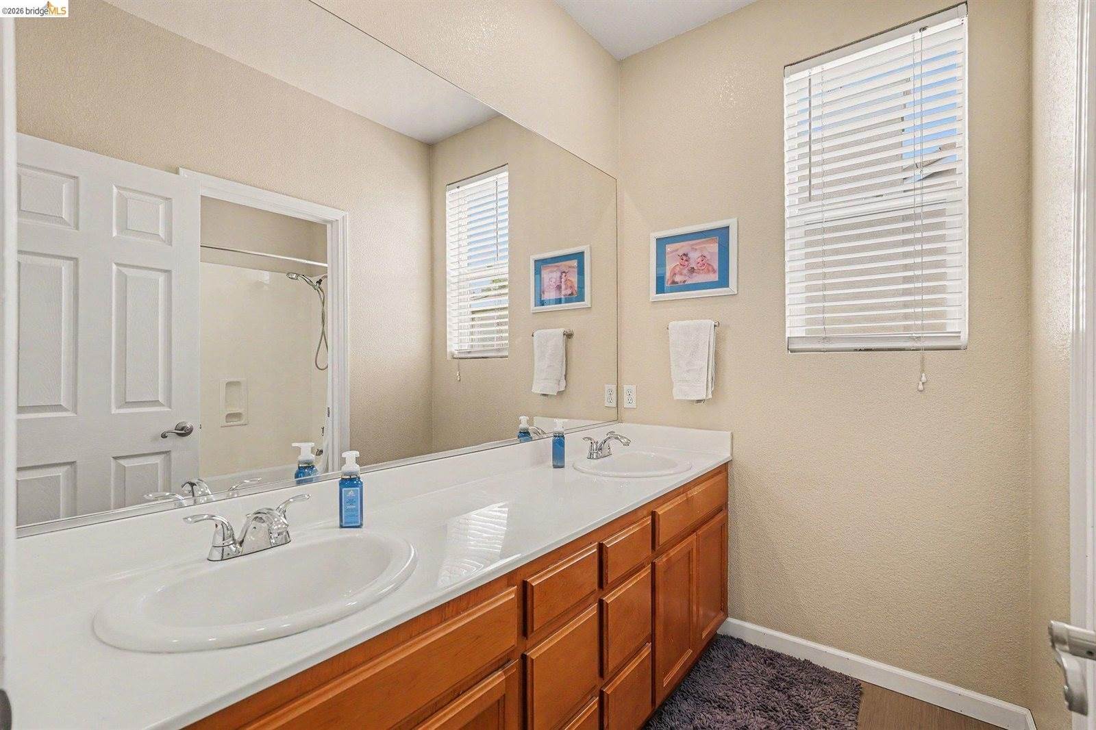 1400 Buckingham Dr, Brentwood, CA 94513