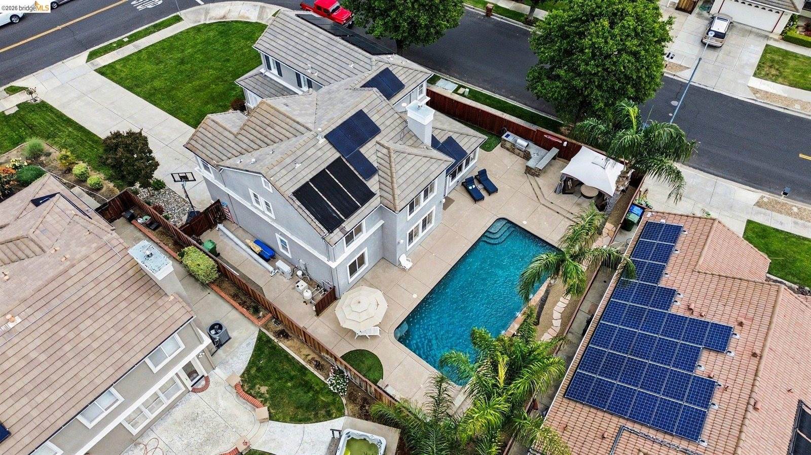 1400 Buckingham Dr, Brentwood, CA 94513