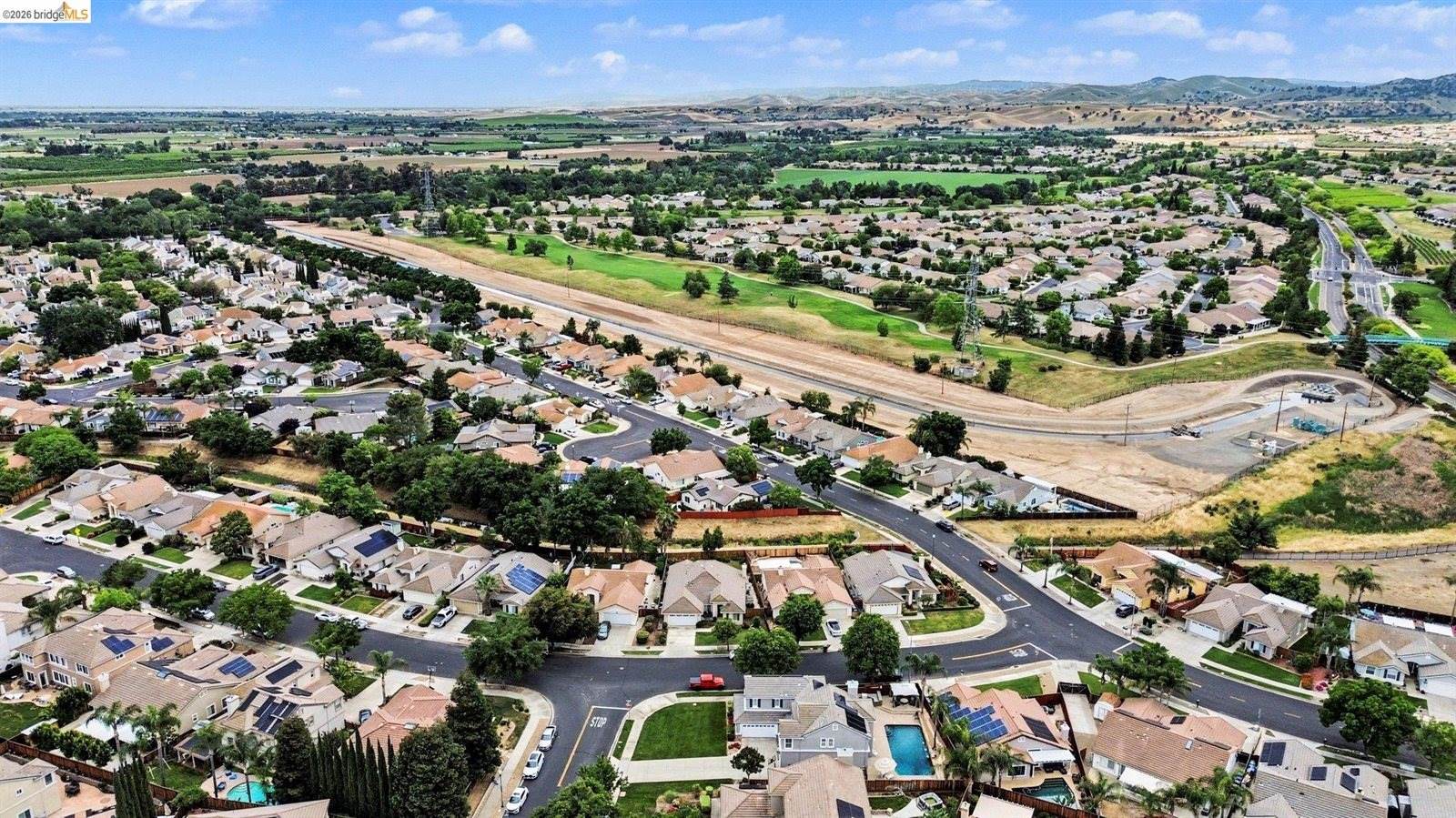 1400 Buckingham Dr, Brentwood, CA 94513