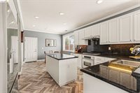 1400 Buckingham Dr, Brentwood, CA 94513