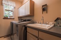 4404 Landmark DR, Mount Vernon, WA 98274
