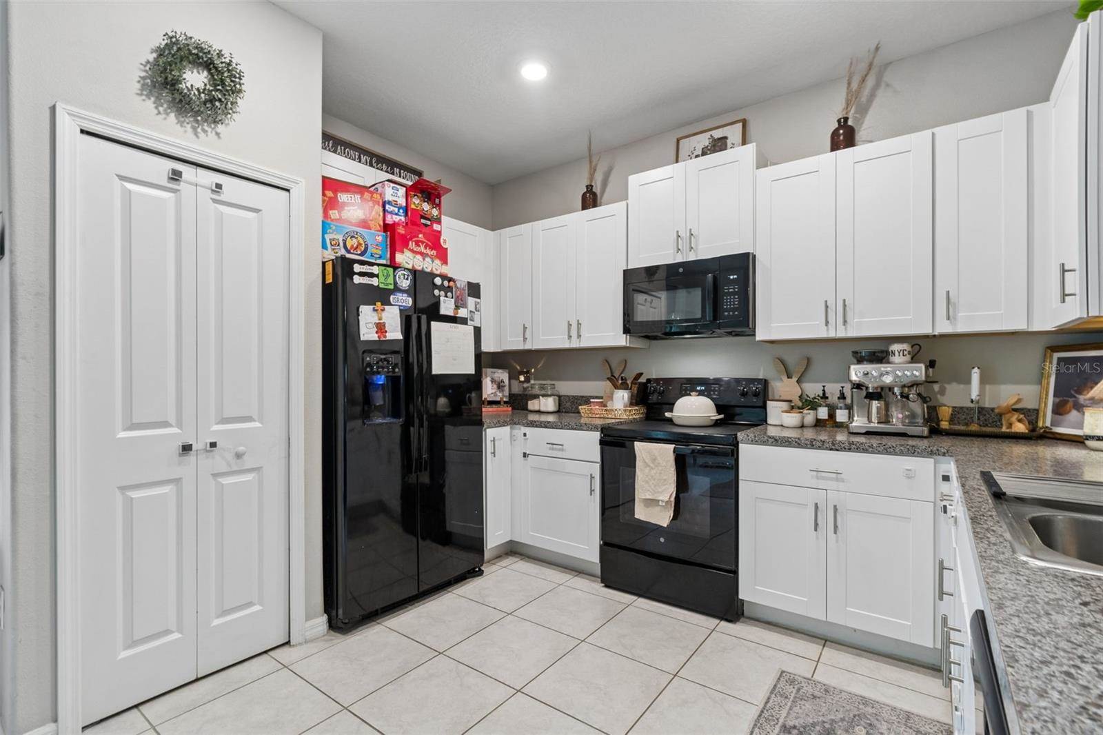3633 Bellmeade Court, Wesley Chapel, FL 33543