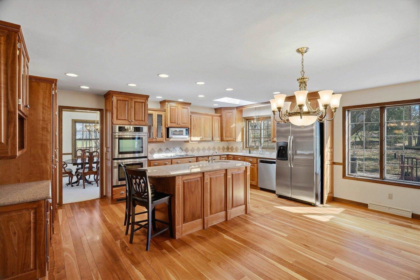 1301 N Broadway Avenue, Marshfield, WI 54449