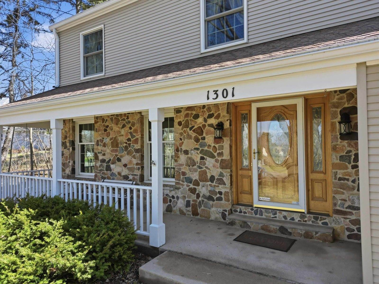 1301 N Broadway Avenue, Marshfield, WI 54449