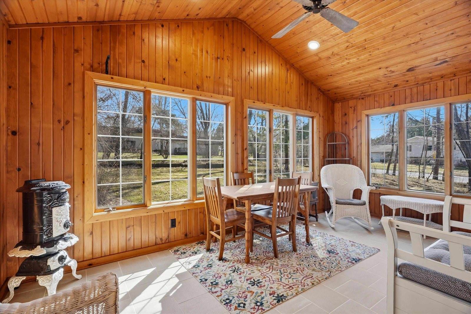 1301 N Broadway Avenue, Marshfield, WI 54449