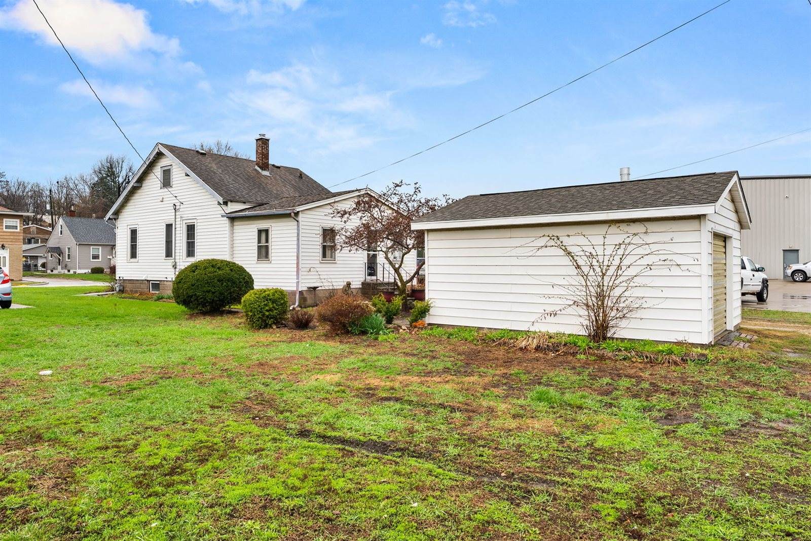 313 1st Avenue, Silvis, IL 61282