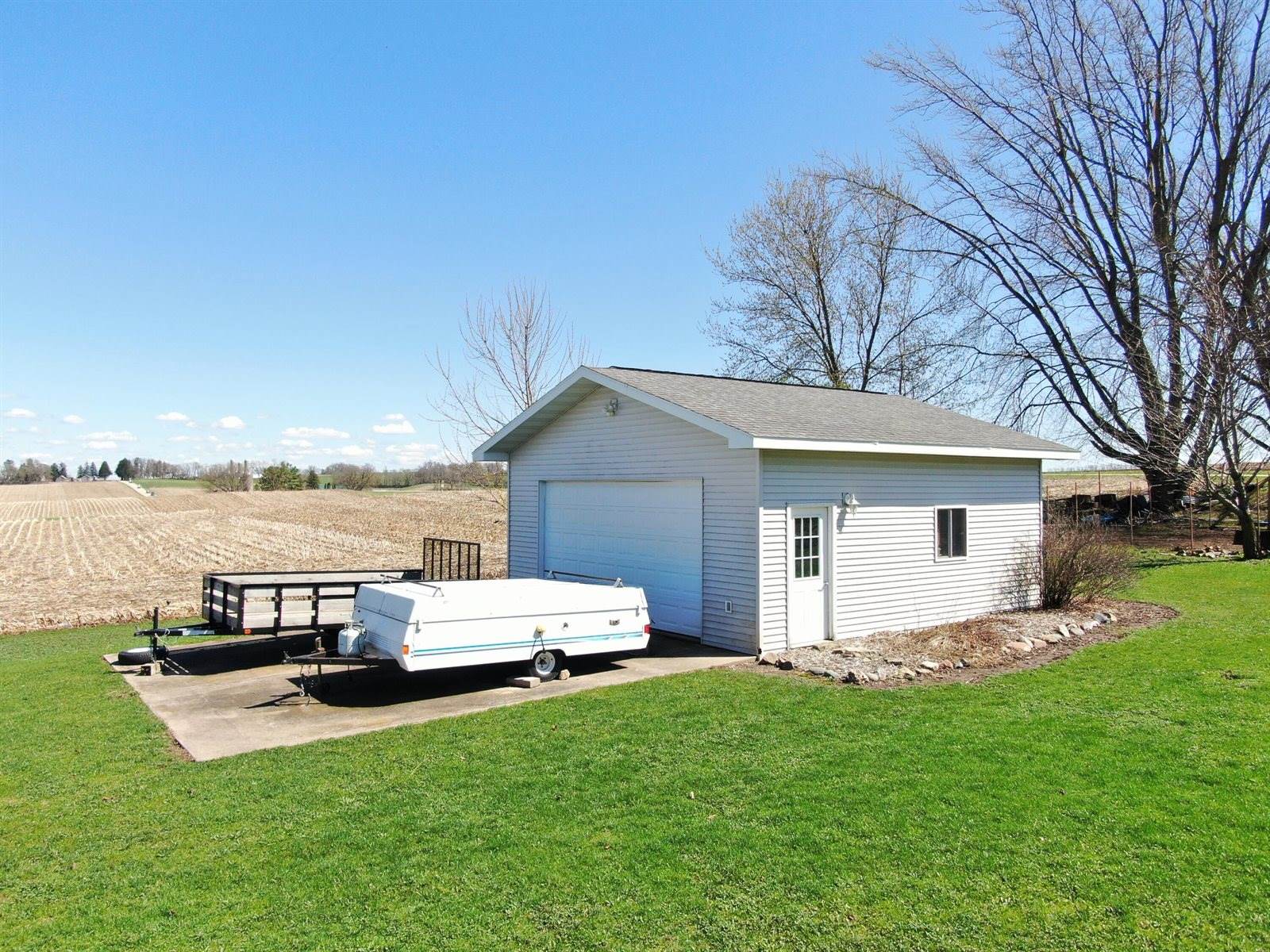 E7691 Prairie Blvd, Viroqua, WI 54667