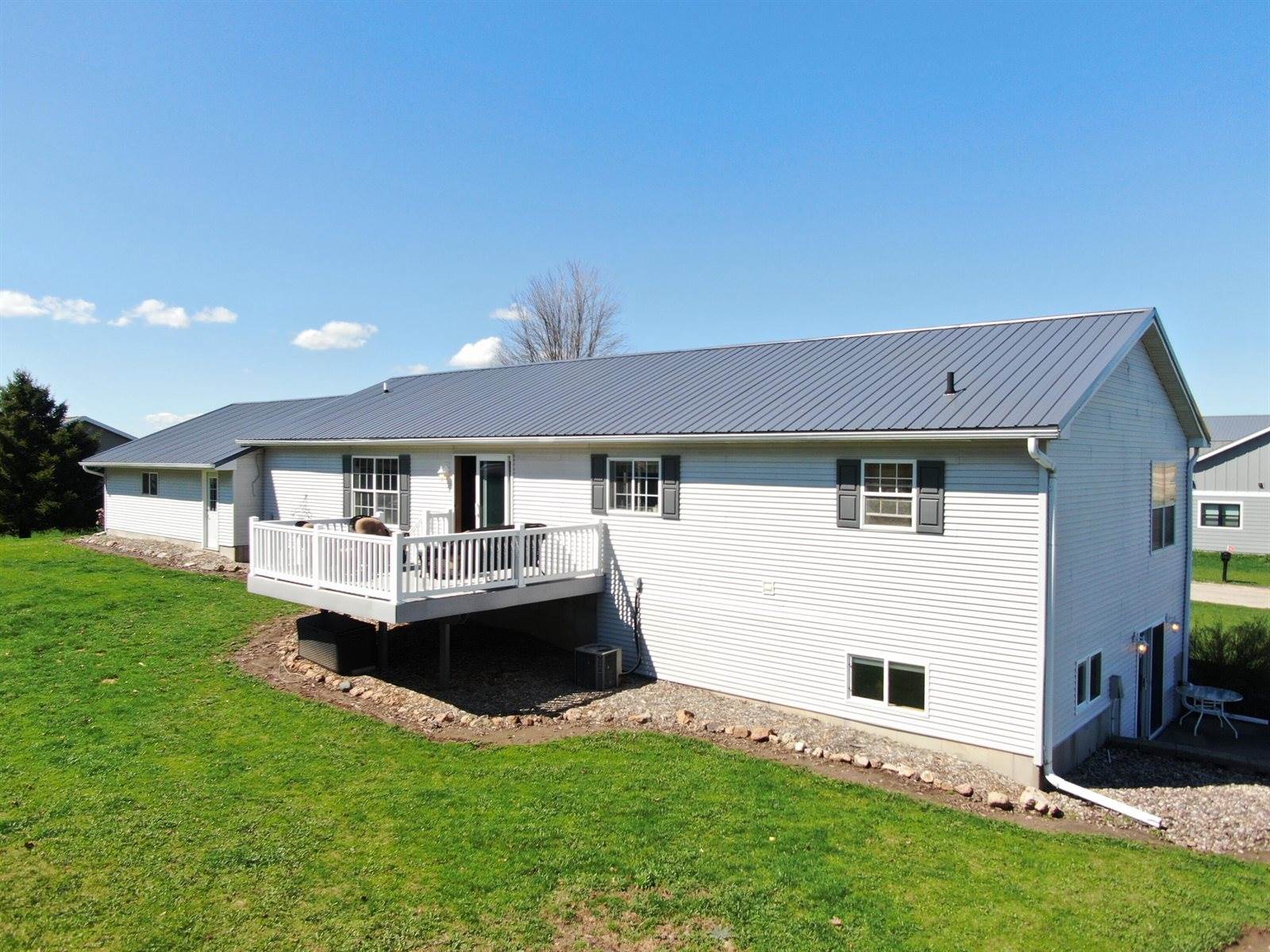 E7691 Prairie Blvd, Viroqua, WI 54667