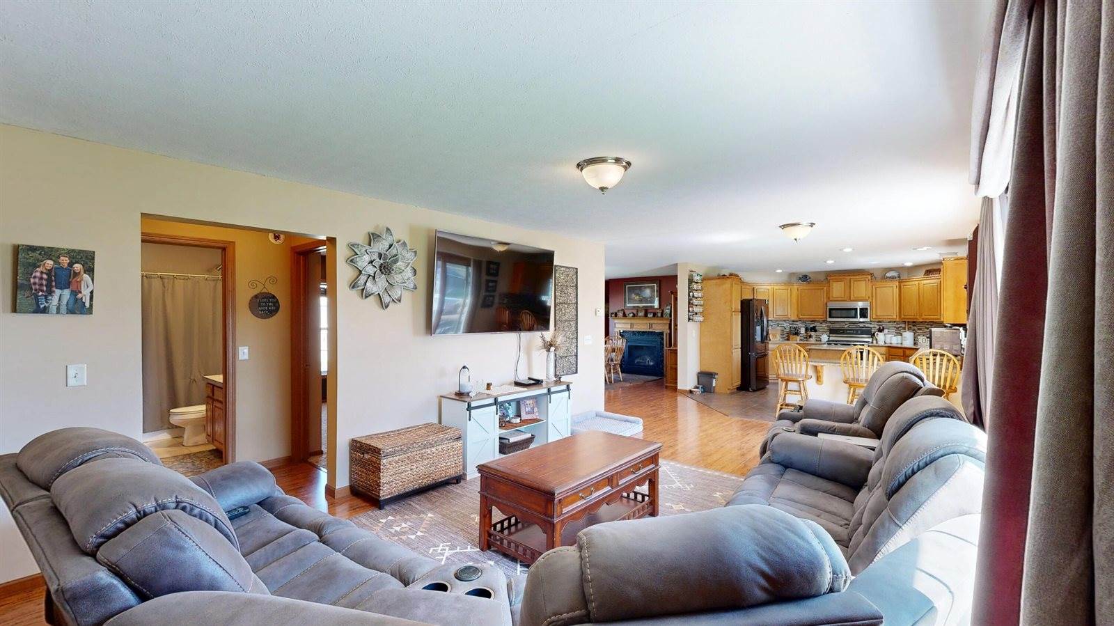 E7691 Prairie Blvd, Viroqua, WI 54667