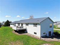 E7691 Prairie Blvd, Viroqua, WI 54667