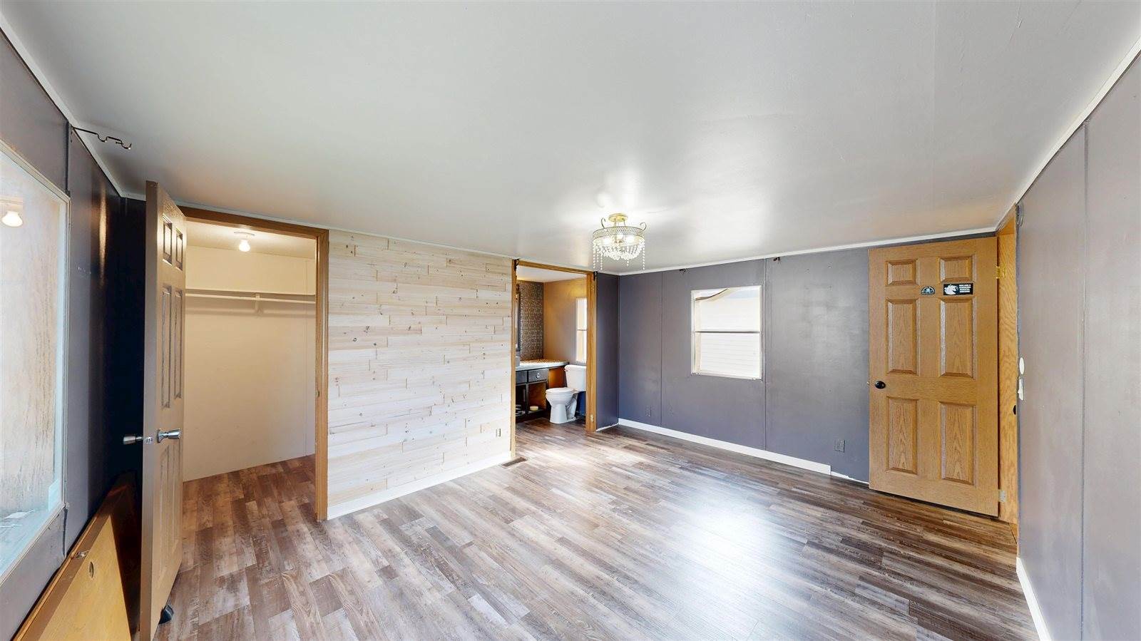 5327 South Sandpiper, La Crosse, WI 54601
