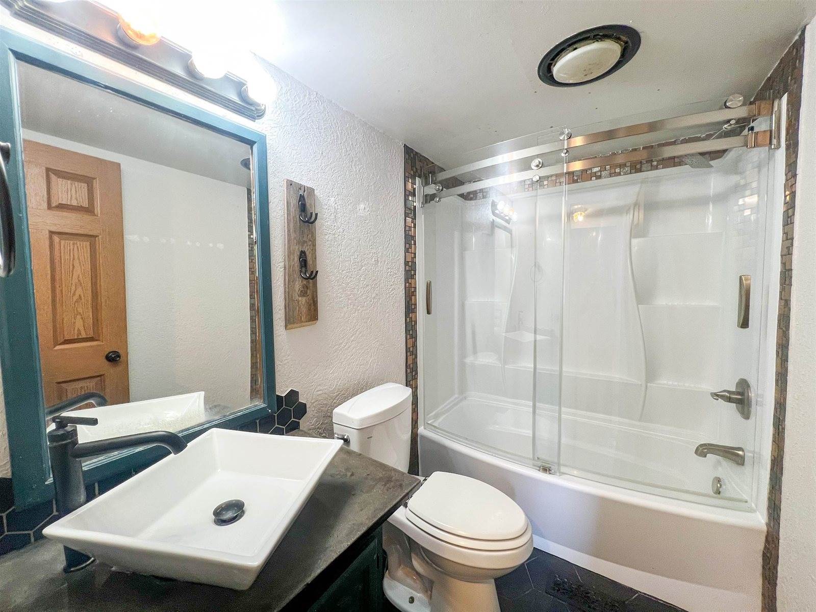 5327 South Sandpiper, La Crosse, WI 54601