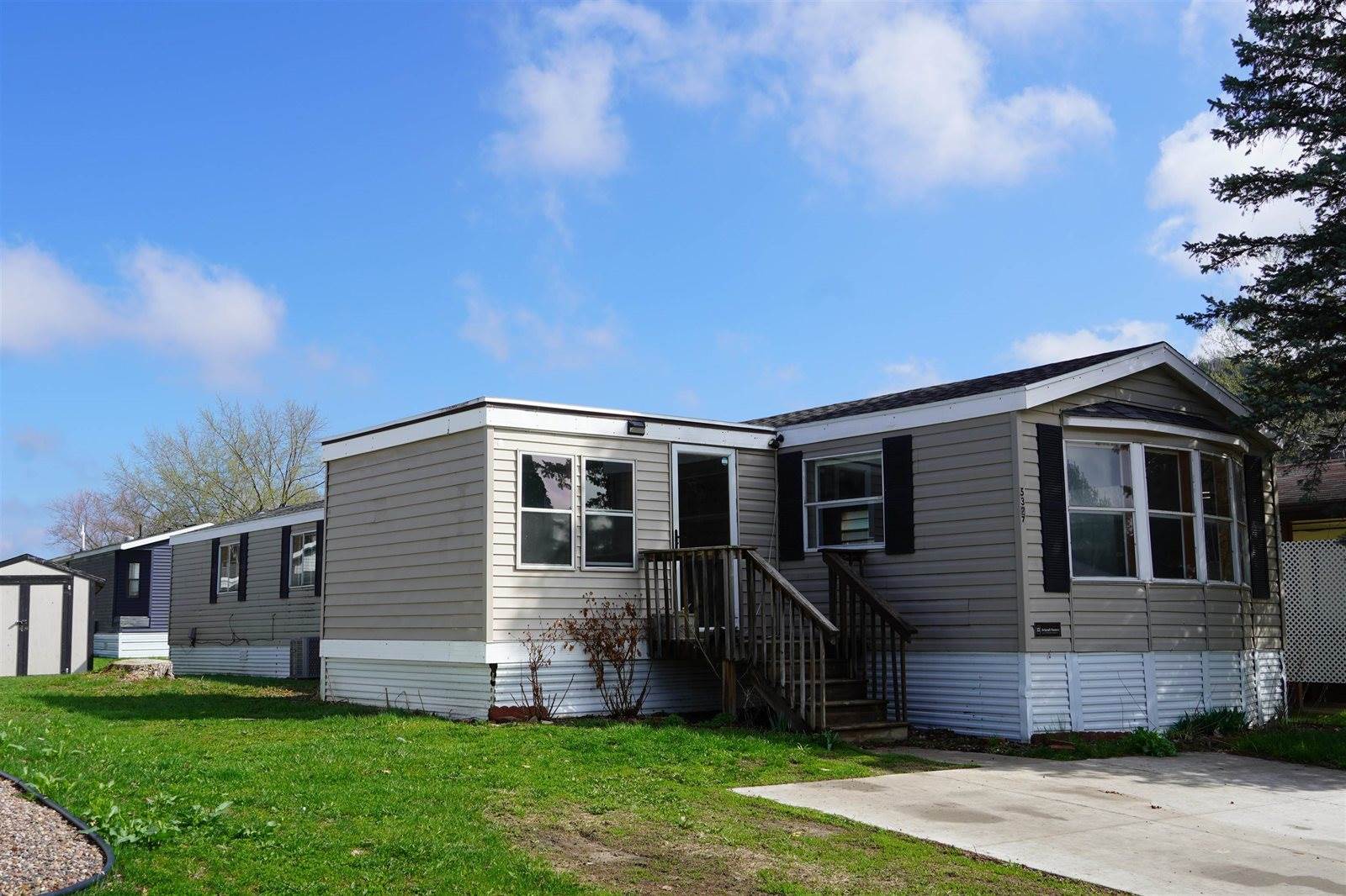 5327 South Sandpiper, La Crosse, WI 54601
